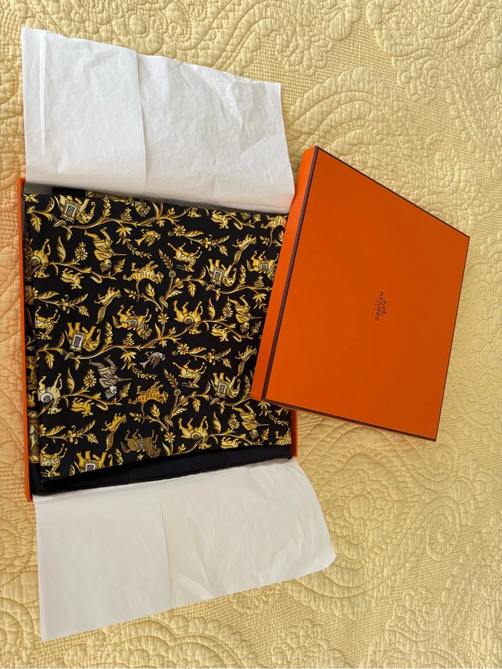 Hermès Chasse en Inde Silk Carré 90 Scarf Black Gold Michel Duchêne